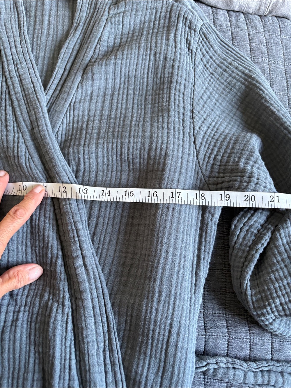 Parachute Gray Waffle Robe - Picture 4 of 4